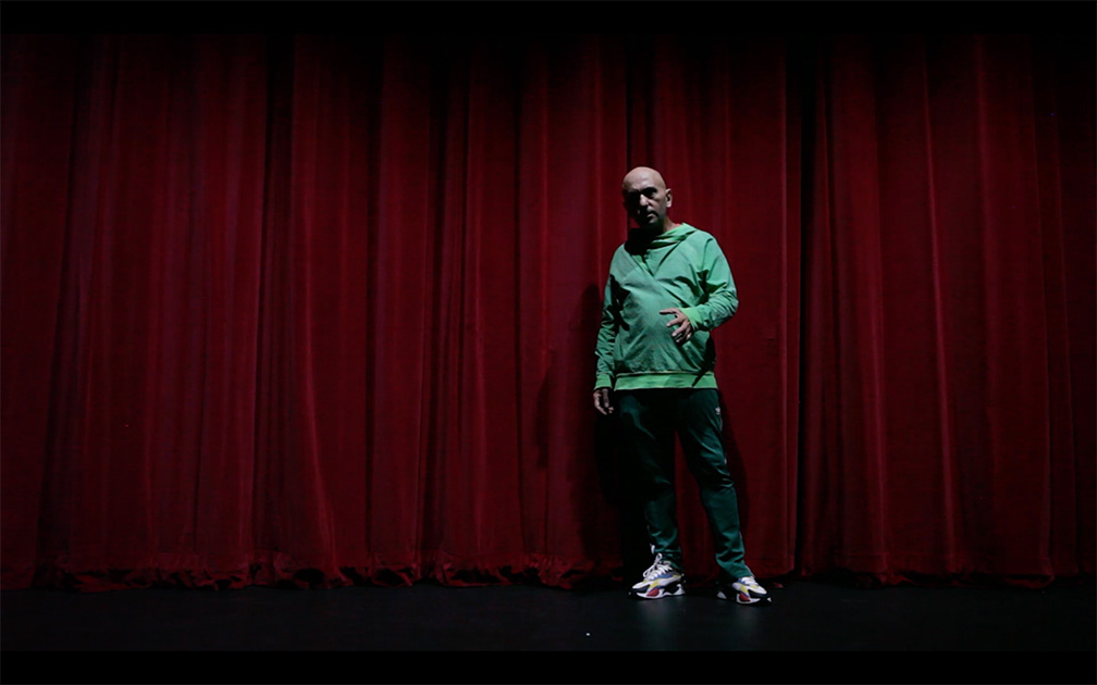 THEATRE: Man On The Roof