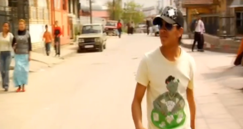 MUSIC VIDEO: Romano Rap & Mefo ft.Musto ft.E2oR – Crips ili Bloods